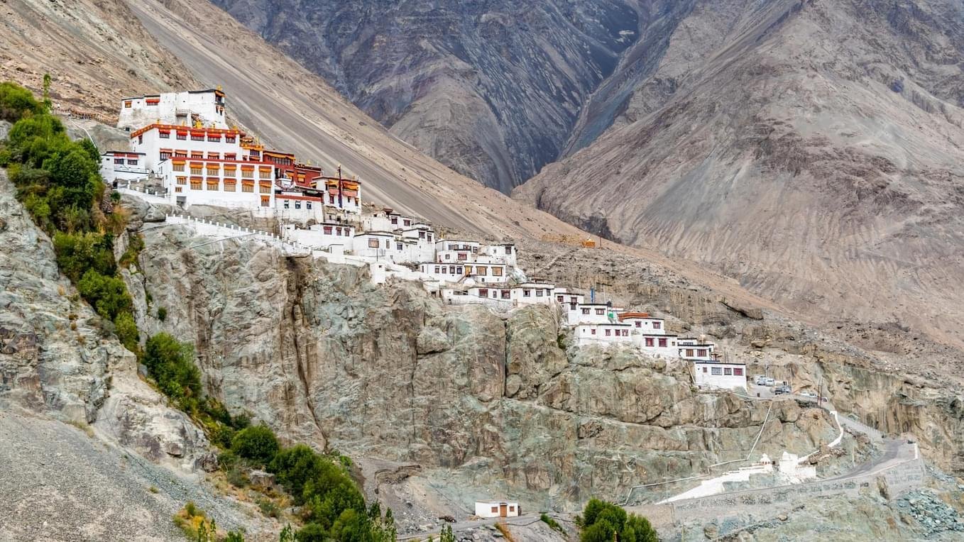 Cheapest Ladakh Tour Package